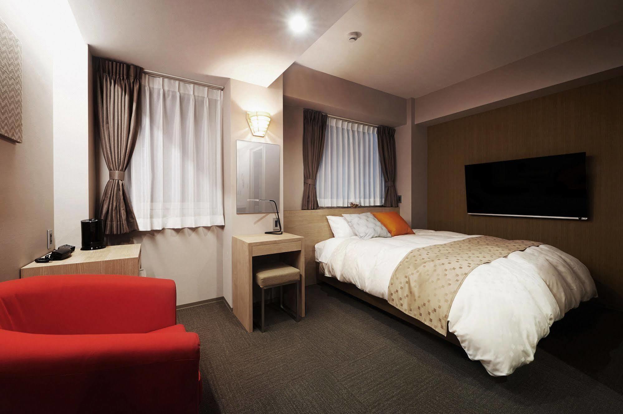 Okayama Square Hotel Plus Exterior foto